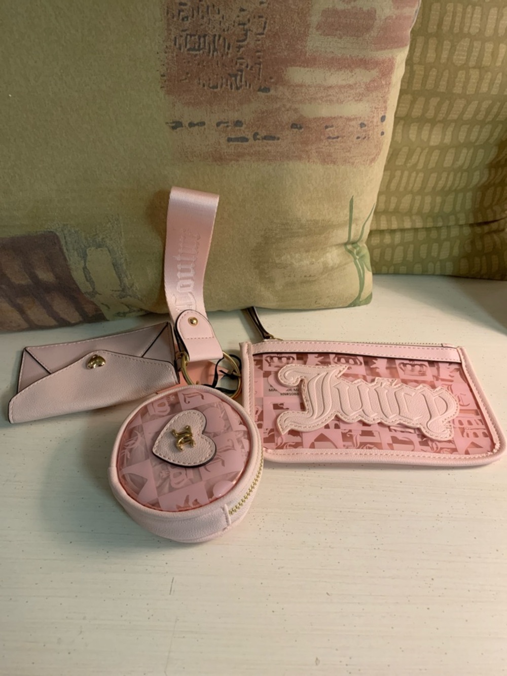 EXCLUSIVE Juicy Couture Pink 3 PIECE SET